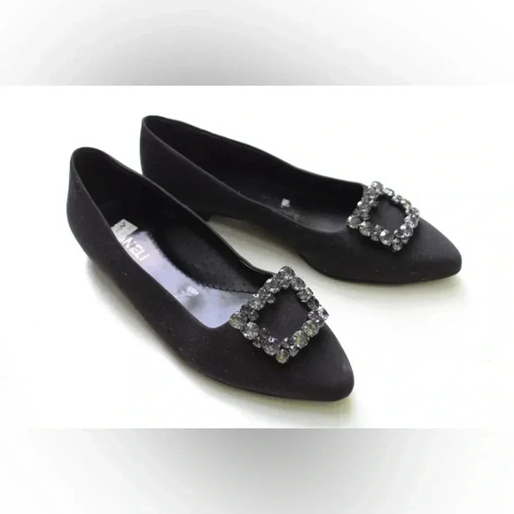 VanEli jeweled flats - Picture 1 of 10